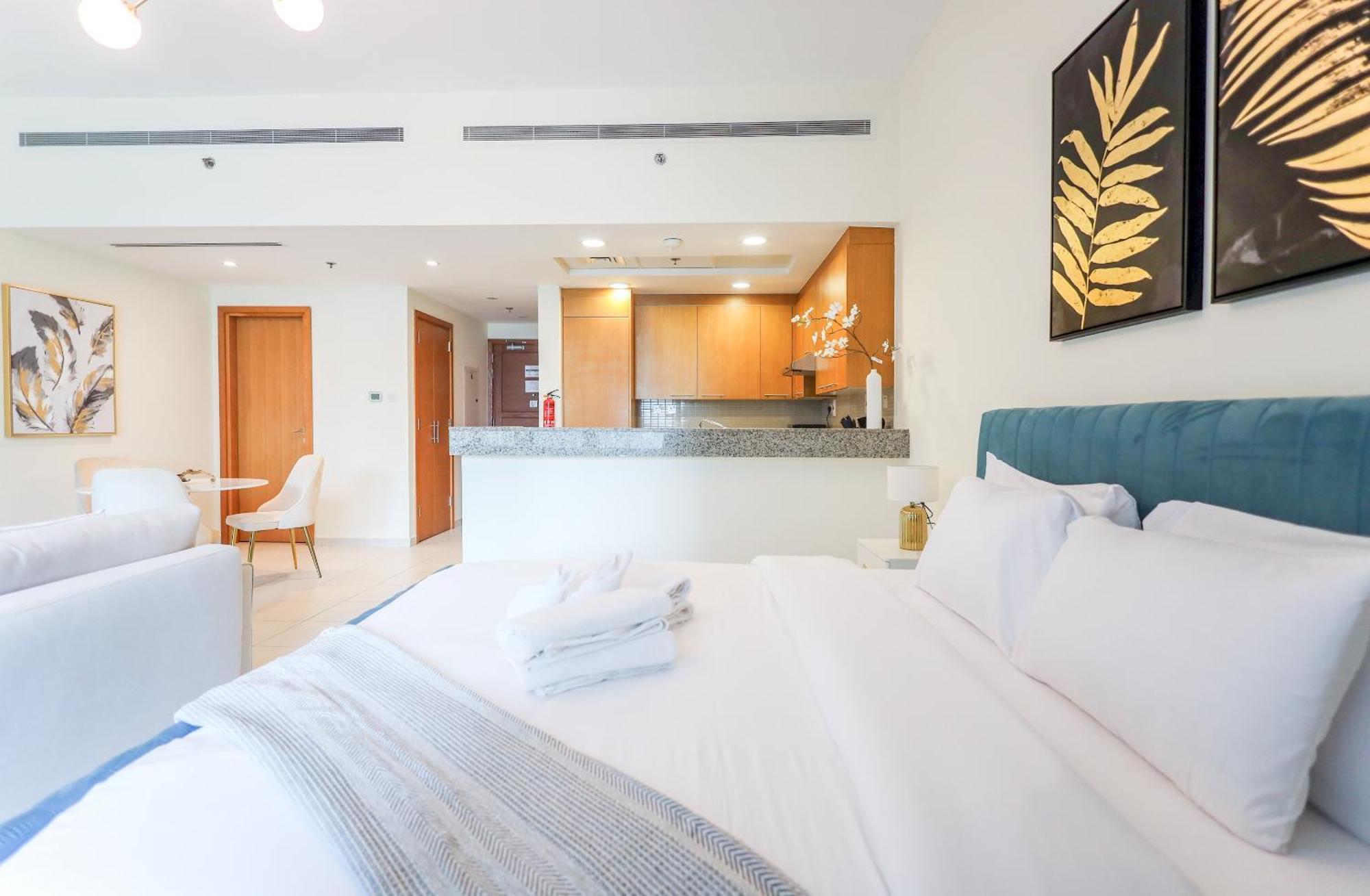 Elite Lux Homes - Modern Comfort In Business Bay Apartment Dubai