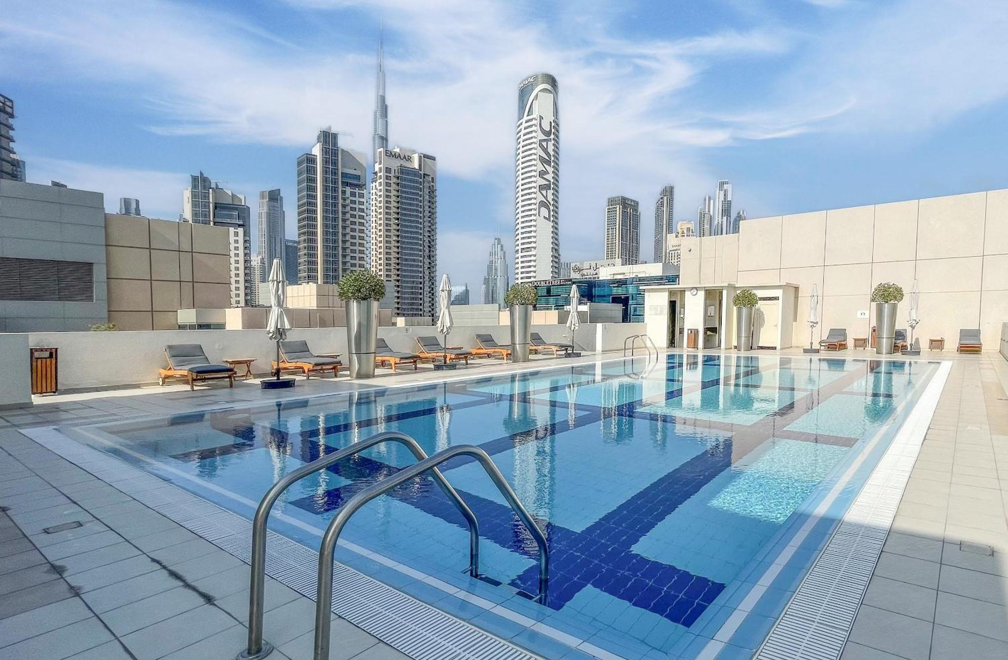 Elite Lux Homes - Modern Comfort In Business Bay *